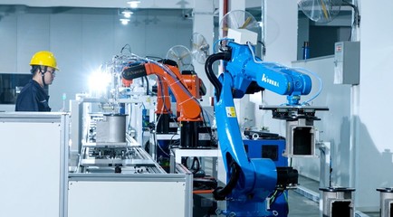 攻克行业卡脖子难题 华数机器人实现工业机器人制造的自主创新